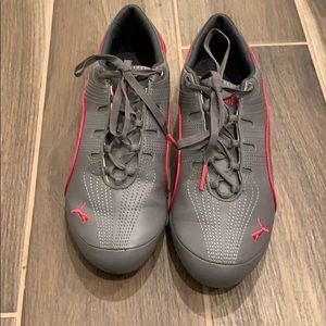 Women’s Puma Tennis Shoes